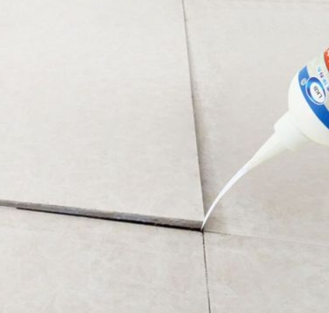 孟连瓷砖空鼓维修公司分享卫生间瓷砖脱落的原因可能有以下几点